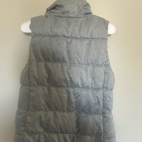 Old Navy Gray Puffer Vest | Size M - Picture 3 of 3